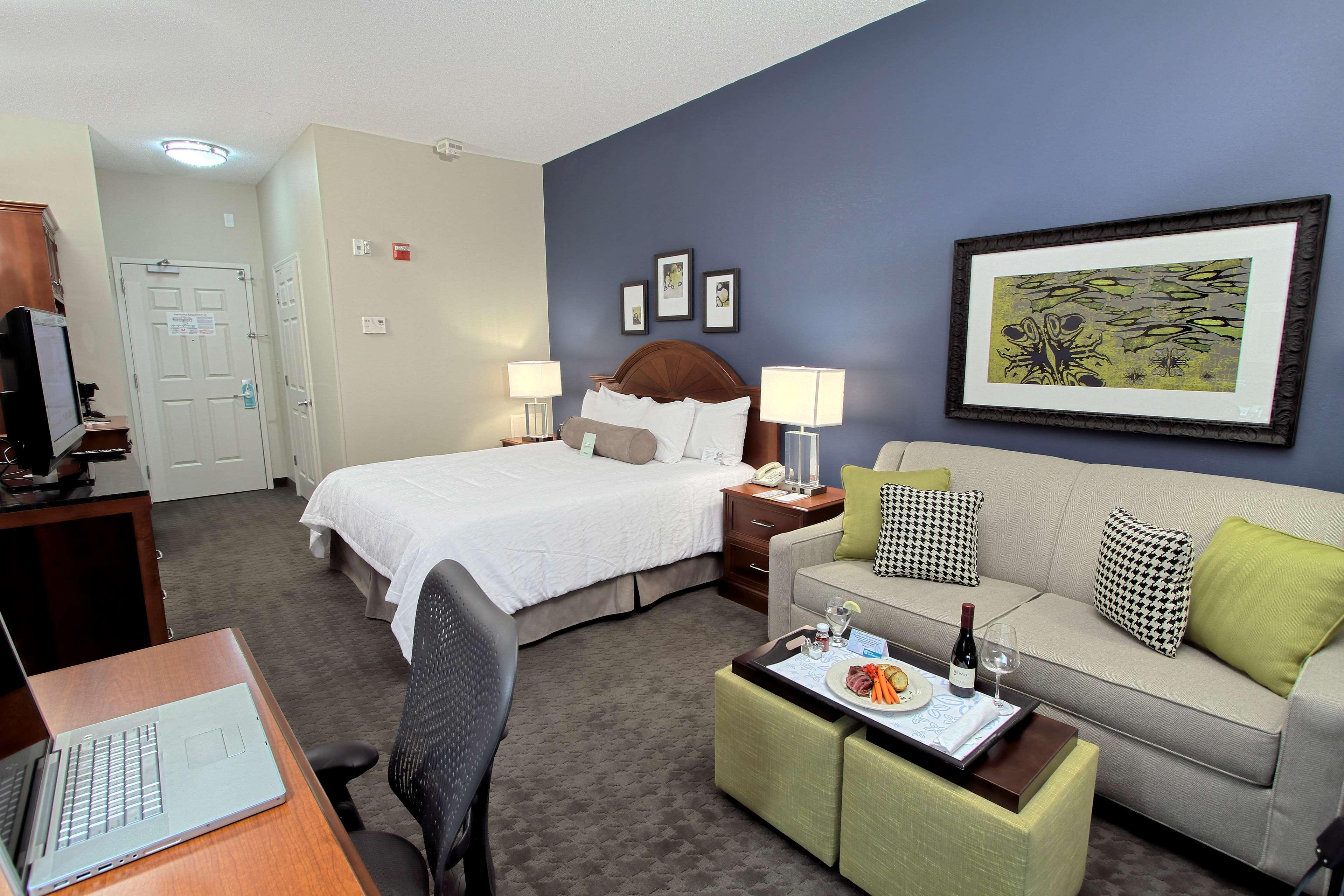 Hilton Garden Inn Westbury Zimmer foto